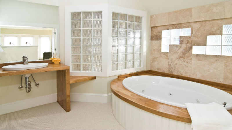 How a Remodeling Service Can Help Make Your Dream Bathroom a Reality