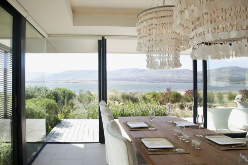 Shopping for Modern Chandeliers? 5 Essential Tips and Advice